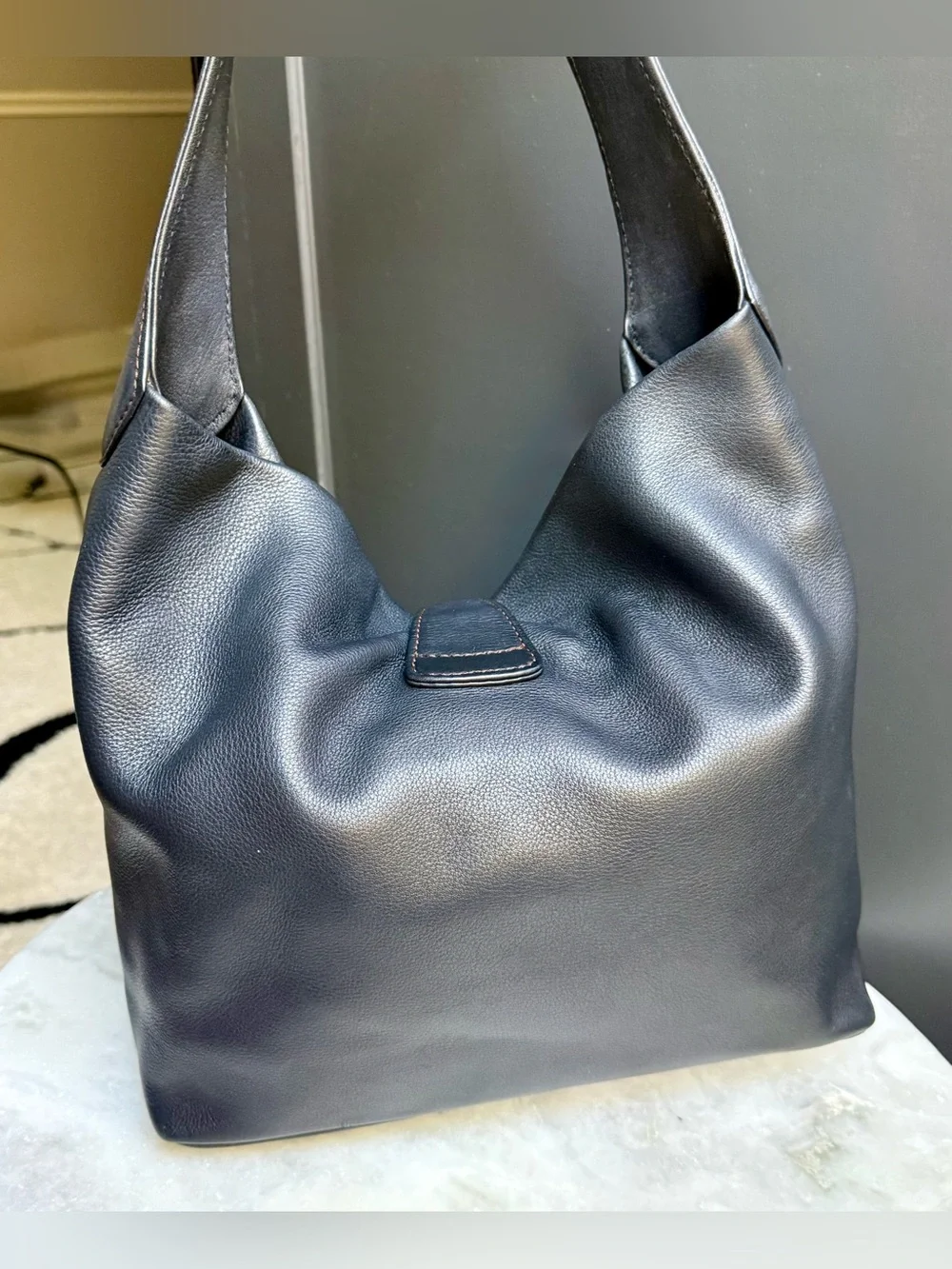 Dooney & Bourke Black Pebbled Leather Lock Sac Hobo Bag 🖤
